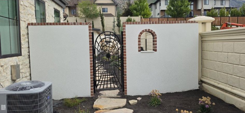 After: stuccoed garden wall and gate, finished